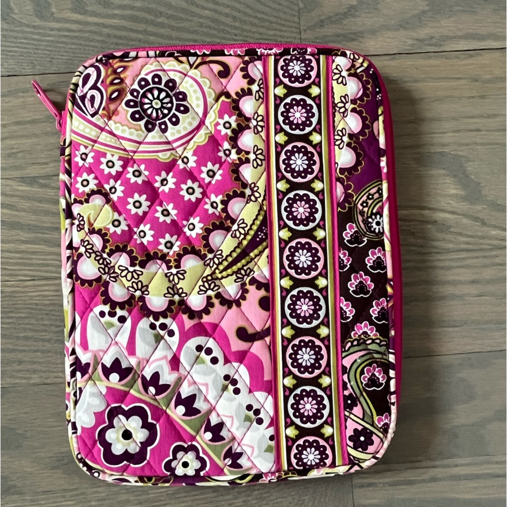 EUC, Vera Bradley e-reader sleeve!